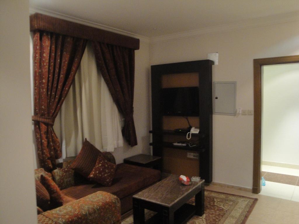 Jenan Al Malaz Hotel Apartments Riad Habitación foto